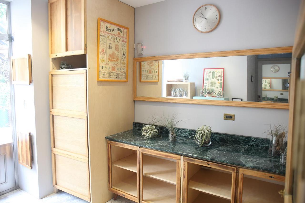 טאינאן Spring Guest House מראה חיצוני תמונה